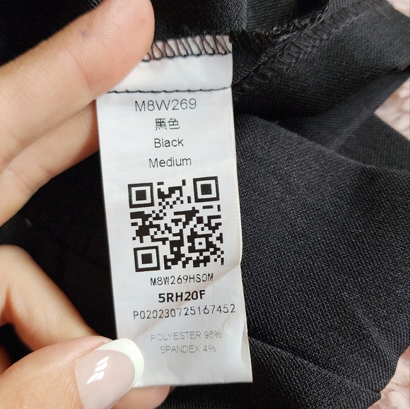 Black tailored trouser shorts - Picture 10 of 16